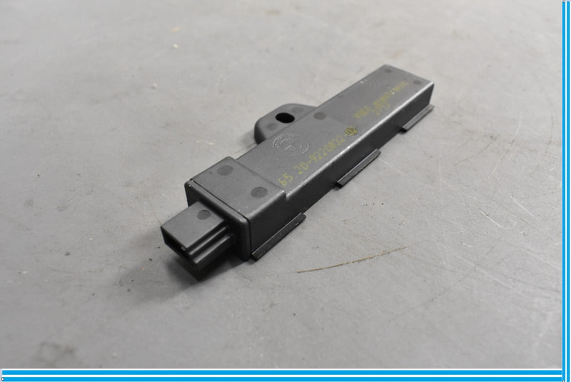Load image into Gallery viewer, 12-18 BMW F12 F13 640i 650i Comfort Access Keyless Antenna Module Oem
