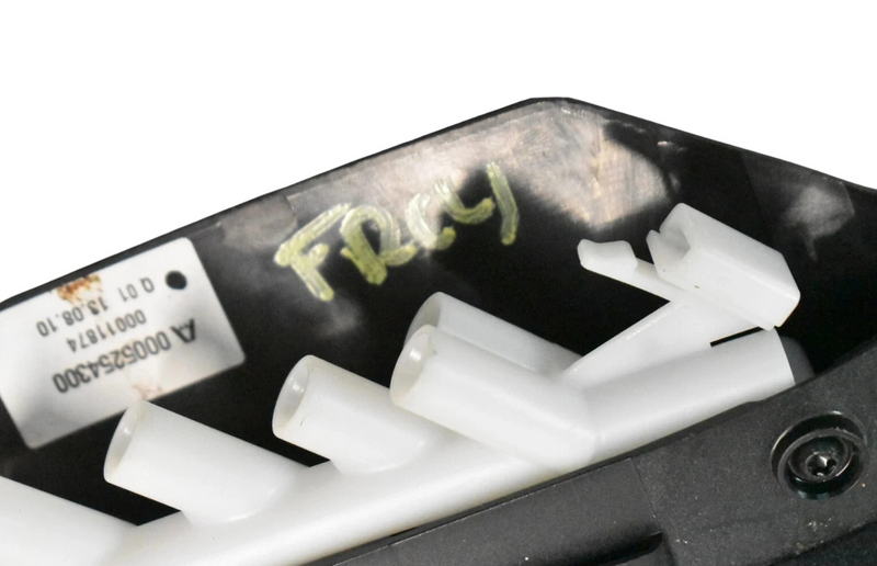 Load image into Gallery viewer, 10-17 Mercedes E350 E550 Front Right Seat Switch Control Valve 0008007578 Oem
