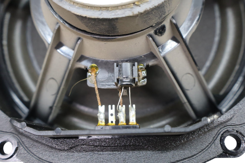 Load image into Gallery viewer, 11-16 Volkswagen VW Touareg Left Or Right Side Door Audio Sound Speaker Oem
