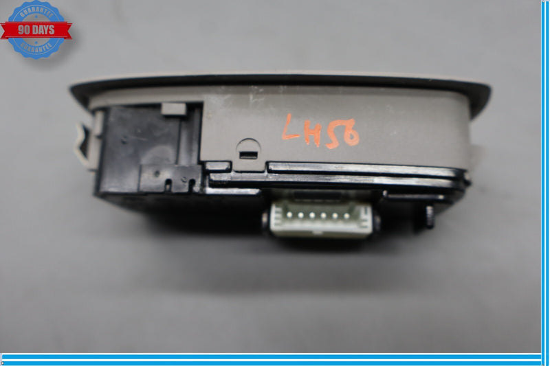 Load image into Gallery viewer, 15-20 Hyundai Genesis G80 Rear Left Driver Side Reading Dome Map Light Trim Oem
