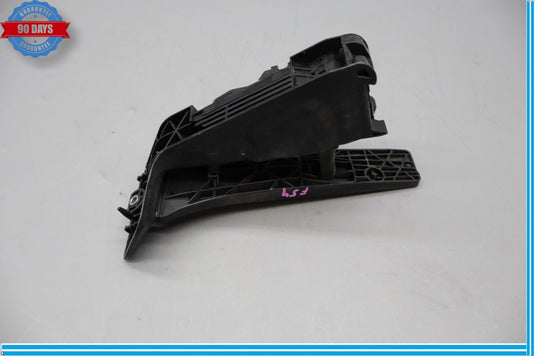 12-18 BMW 320i 328i F30 Gas Acceleration Pedal Assembly w/ Sensor Oem