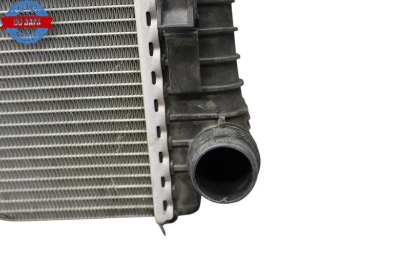 Load image into Gallery viewer, 11-17 Volkswagen Touareg Engine Water Cooling Radiator Assembly 95810613210 Oem
