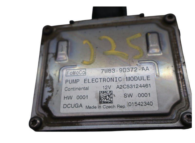 Load image into Gallery viewer, 07-24 Jaguar X250 XF XK F-Type XF Gas Fuel Pump Control Module 7W839D372AA Oem
