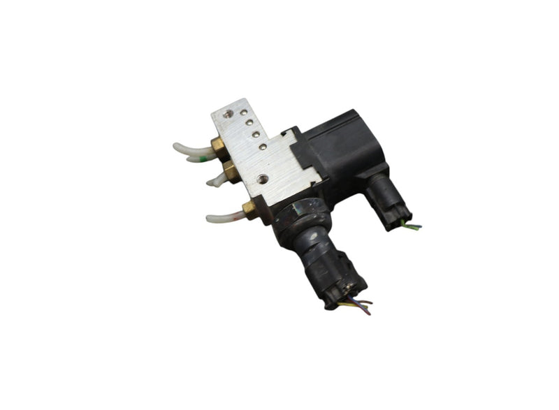 Load image into Gallery viewer, 03-11 Mercedes W219 CLS500 E350 Air Airmatic Suspension Valve Block Oem
