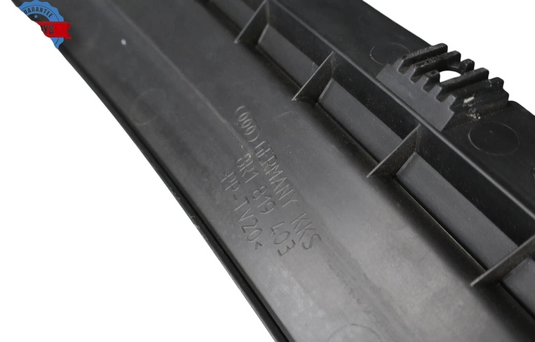 09-17 Audi Q5 SQ5 Front Upper Windshield Cowl Vent Deflector Panel Oem