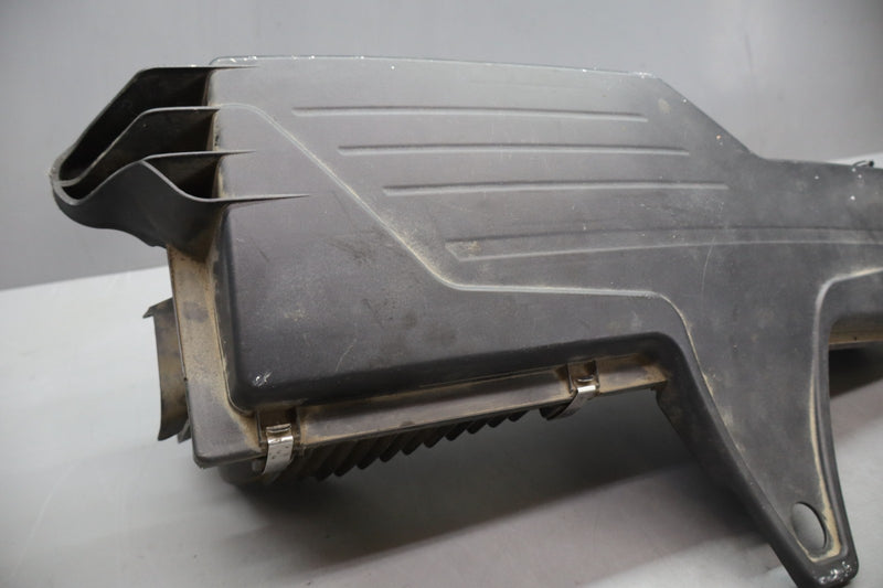 Load image into Gallery viewer, 12-16 BMW 320i 328i 428i F30 Engine Air Intake Filter Box 10737810 Oem
