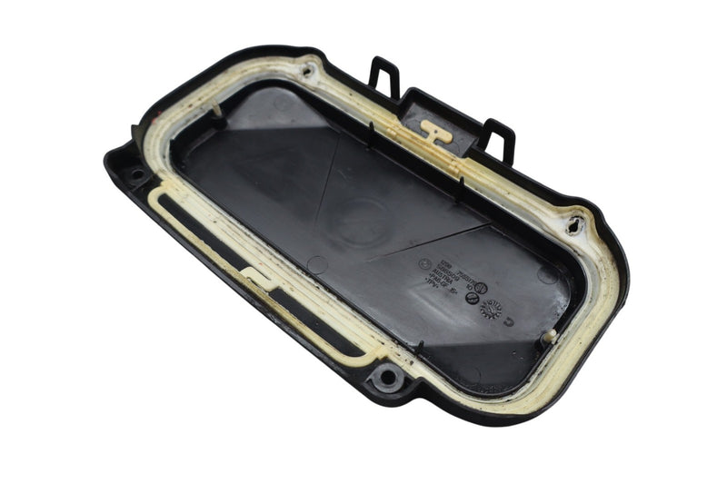 Load image into Gallery viewer, 10-16 BMW 550i GT F07 F10 F01 F02 Upper Engine Control Module ECU Box Cover Oem
