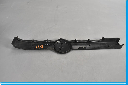 11-17 Volkswagen VW Touareg Engine Cover Plastic Trim With VW Logo 7P6971797 Oem