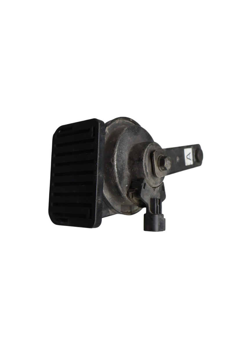 Load image into Gallery viewer, 16-20 Jaguar XF XE X260 Right Passenger Side High Note Tone Horn Signal Oem
