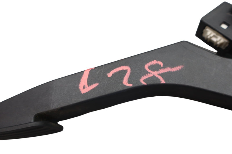 Load image into Gallery viewer, 12-13 LR Range Rover Evoque Engine Gas Accelerator throttle Pedal w/ Pad Oem
