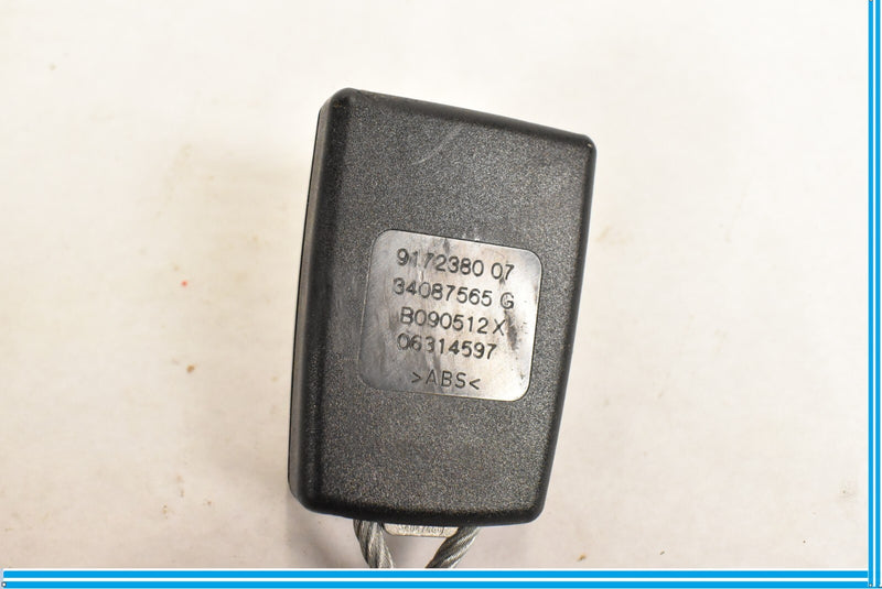 Load image into Gallery viewer, 11-16 BMW 528i 535i 550i F10 Rear Right Seat Belt Buckle Black 9172380 Oem

