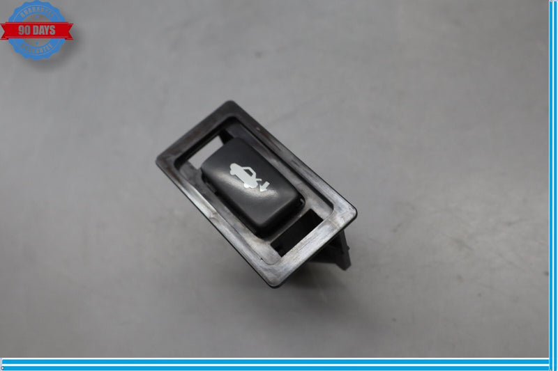 Load image into Gallery viewer, 07-17 Lexus LS460 LS460L Power Trunk Close Lid Control Switch Button 15C081 Oem
