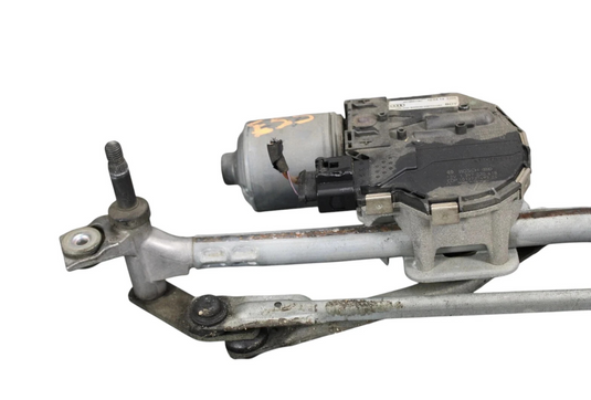 11-18 Audi A8 Quattro Windshield Wiper Washer Transmission Linkage W/ Motor Oem