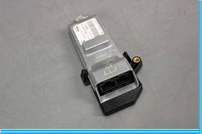 Load image into Gallery viewer, 09-15 BMW 750i 750Li Front Right Passenger Side Seat Belt Control Module Oem
