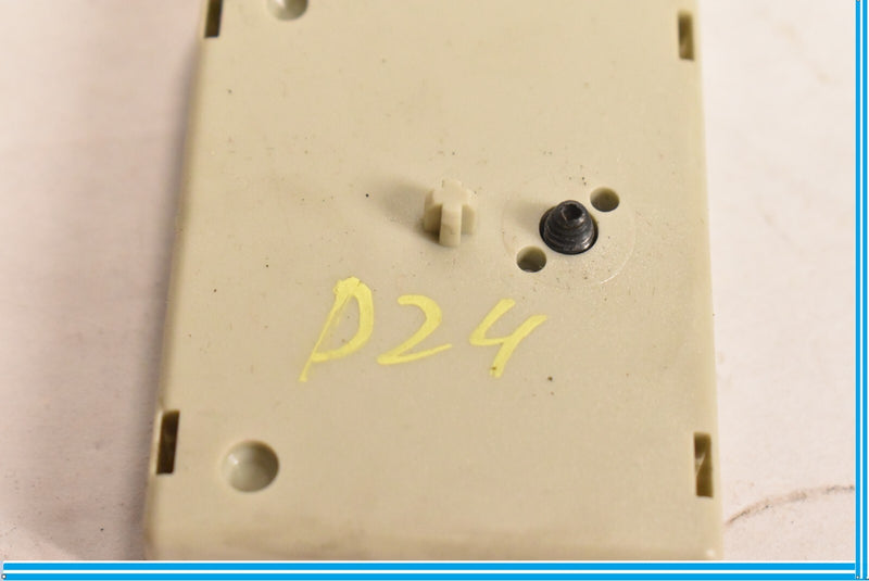 Load image into Gallery viewer, 09-12 BMW 750i 750Li F01 F02 Trap Circuit Antenna Amplifier 213675-10 Oem
