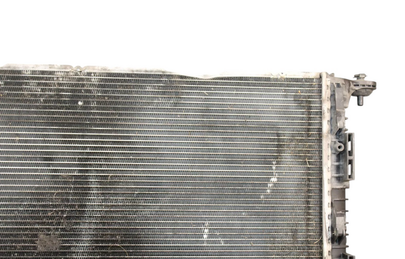 Load image into Gallery viewer, 11-14 Audi A8 4.2L Quattro Engine Cooling Radiator Assembly 4H0121251B Oem
