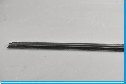 18-20 Jaguar E-Pace Front Left Side Door Window Inner Weatherstrip Seal Oem