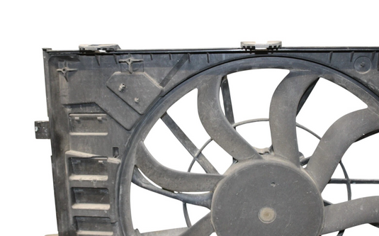 11-17 Volkswagen VW Touareg Engine Radiator Cooling Fan Motor 7P0121207A Oem
