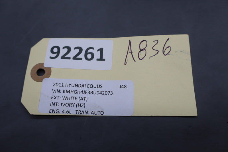 Load image into Gallery viewer, 11-13 Hyundai Equus SIG Steering Wheel Cruise Audio Radio Control Switch Oem
