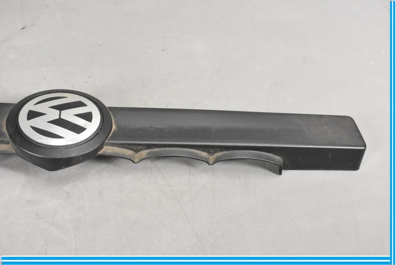 Load image into Gallery viewer, 11-17 Volkswagen VW Touareg Engine Cover Plastic Trim With VW Logo 7P6971797 Oem
