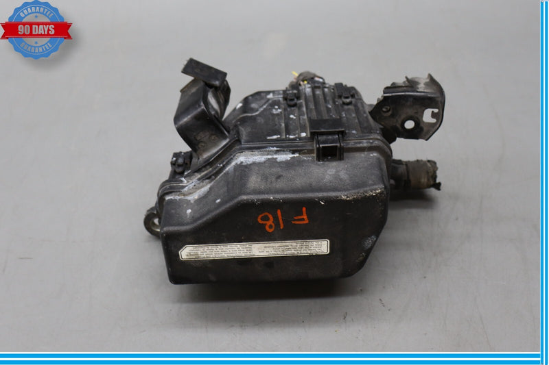 Load image into Gallery viewer, 07-17 Lexus LS460 LS460L Engine Motor Bay Fuse Relay Junction Box Housing Oem
