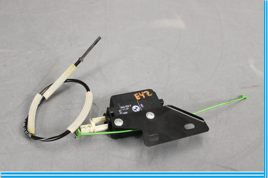 04-10 BMW 645Ci Convertible Fuel Gas Tank Flap Door Lock Actuator w/Cable Oem