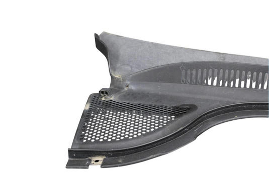13-17 Volkswagen CC Front Right Side Rain Tray Cowl Panel Water Deflector Oem