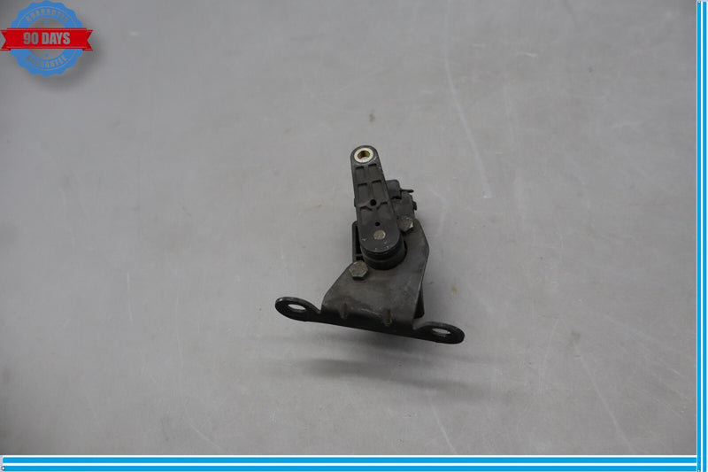 Load image into Gallery viewer, 03-12 Mercedes R230 SL500 Front Right Side Suspension Level Sensor Link Rod Oem
