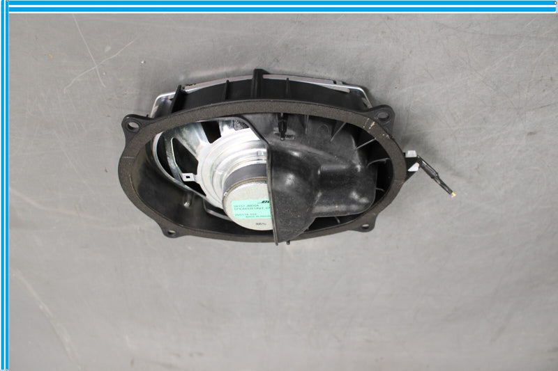 Load image into Gallery viewer, 11-17 Infiniti QX56 QX80 Front Left Driver Side Door Audio Sound Speaker Oem
