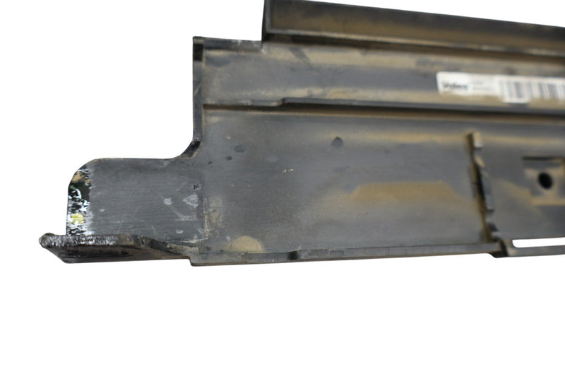 Load image into Gallery viewer, 14-21 BMW i3 REX I01 Radiator Core Support Upper Seal 7623684 Oem
