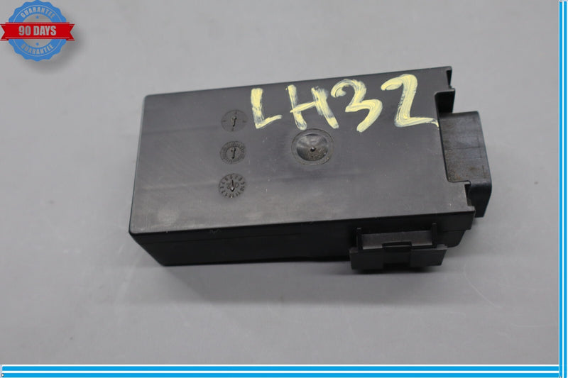 Load image into Gallery viewer, 02-05 Ford Thunderbird Left Driver Side Heated Seat Control Unit Module Oem

