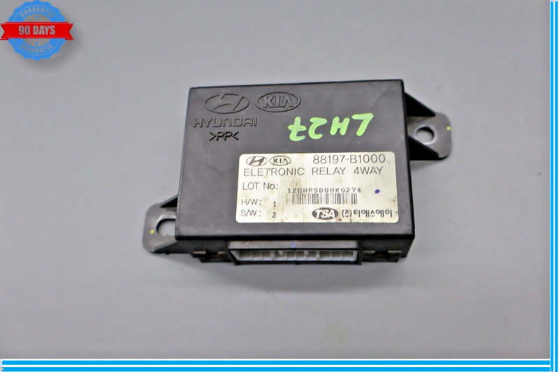 Load image into Gallery viewer, 15-20 Hyundai Genesis Front Left Driver Side Seat Relay Control Module Oem

