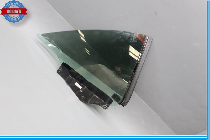 Load image into Gallery viewer, 03-12 Mercedes R230 SL550 SL500 Rear Right Side Quarter Window Glass Oem
