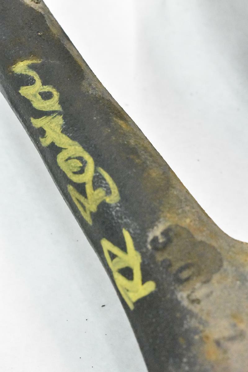 Load image into Gallery viewer, 2001 Bentley Arnage Rear Right Passenger Lower Control Arm PD24304PC Oem
