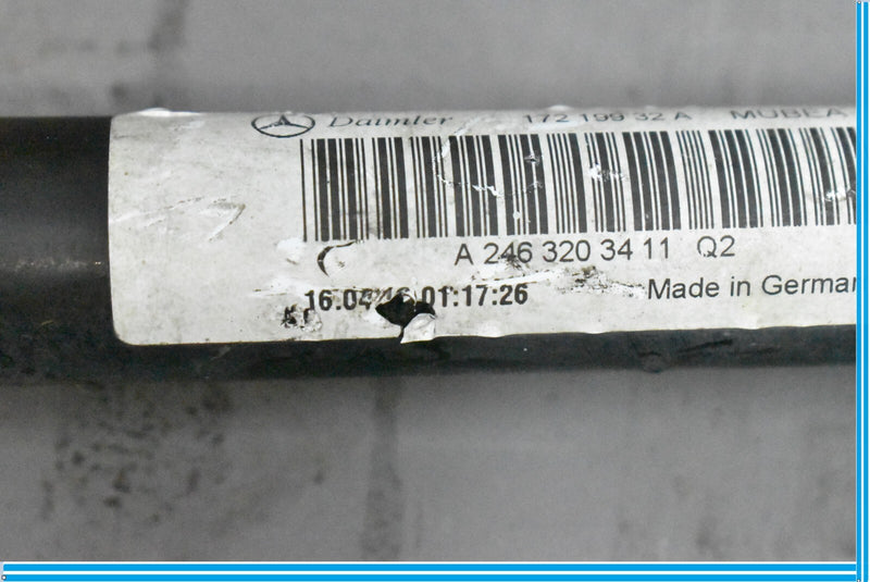 Load image into Gallery viewer, 14-20 Mercedes W117 CLA250 Front Stabilizer Sway Bar with Links A2463203411 Oem
