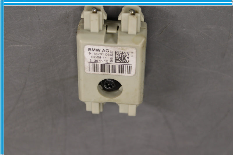 Load image into Gallery viewer, 09-15 BMW 750Li F01 F02 Rear Left Or Right Antenna Trap Circuit Module Unit Oem
