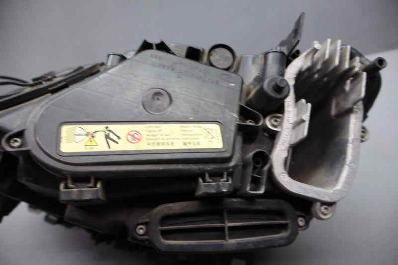 Load image into Gallery viewer, 09-12 BMW 750Li 750i F02 F01 Front Right Side Xenon Headlight lamp 7182154 Oem
