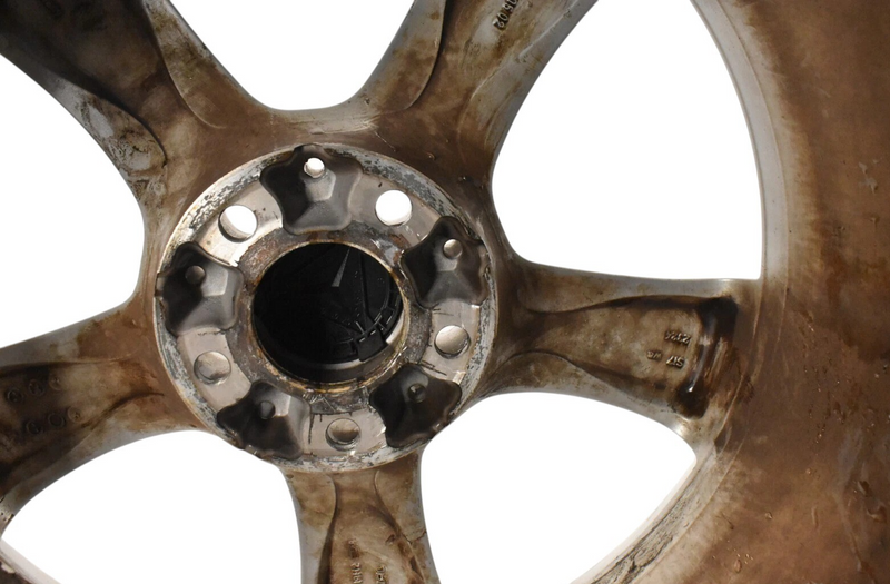 Load image into Gallery viewer, 12-18 Mercedes W218 CLS400 CLS550 5 Spoke Rear Wheel Rim 9.5Jx19 A2184010502 Oem
