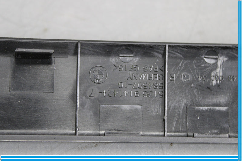 Load image into Gallery viewer, 09-15 BMW 750i 750Li F01 F02 Rear Right Passenger Outer Door Molding Trim Oen
