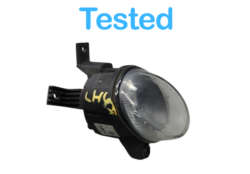 Load image into Gallery viewer, 05-13 Audi A3 Front Left Driver Side Bumper Fog Light Lamp 8E0941699C OEM
