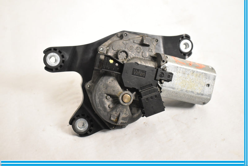 Load image into Gallery viewer, 2007 BMW X5 E70 REAR WINDOW WIPER MOTOR 6942165-05
