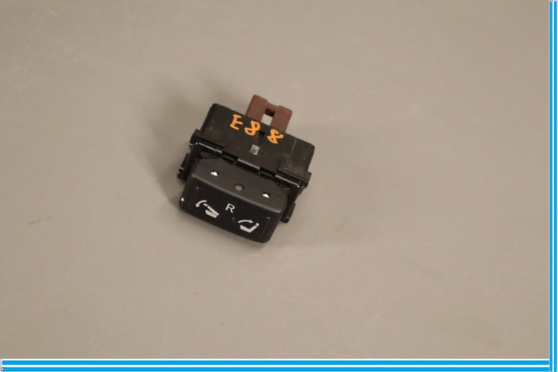 Load image into Gallery viewer, 11-17 Infiniti QX56 QX80 3rd Row Right Passenger Seat Power Folding Switch Oem
