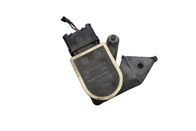 Load image into Gallery viewer, 12-18 Mercedes CLS550 GL450 Rear Left Suspension Height Level Sensor Oem
