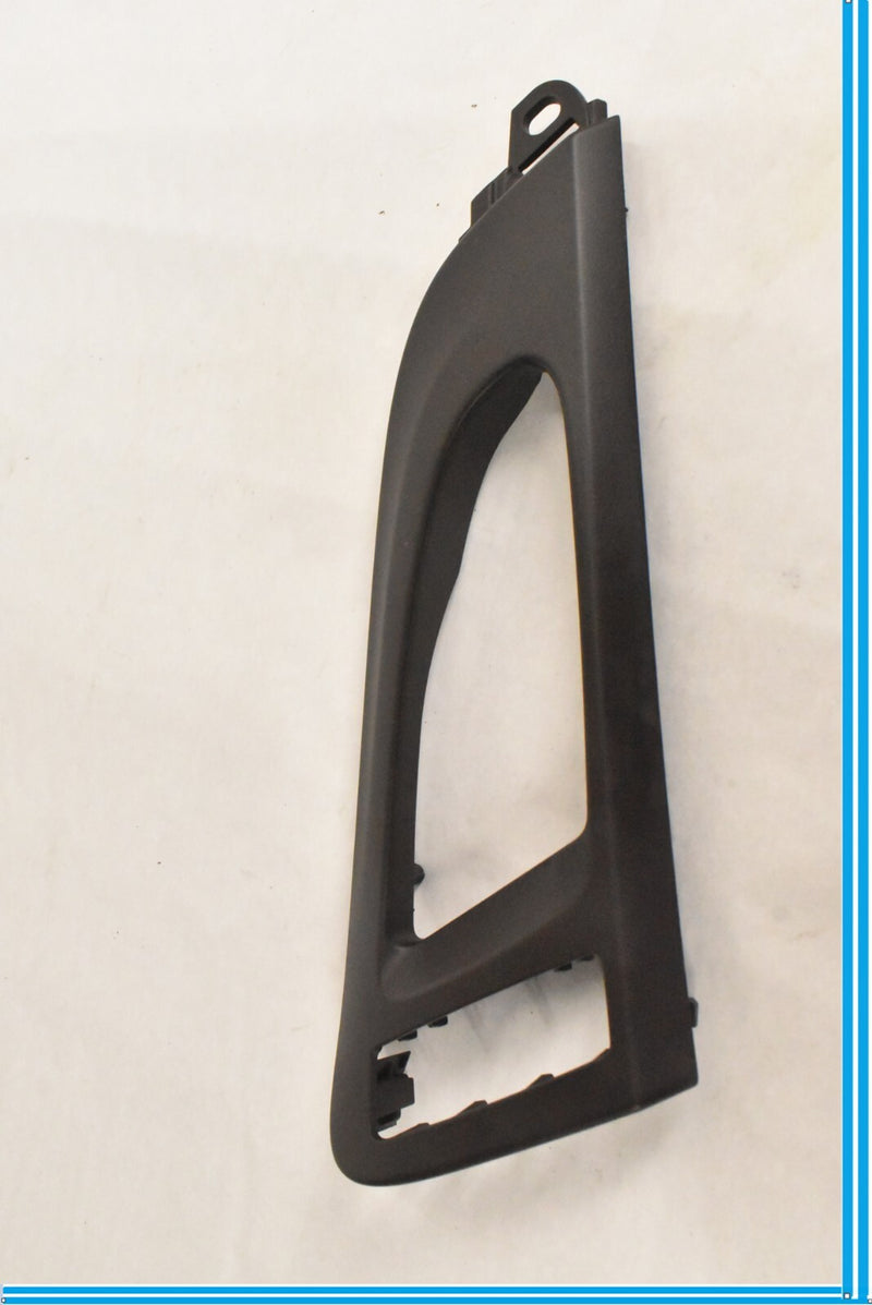 Load image into Gallery viewer, 11-18 Porsche Cayenne Front Right Interior Door Handle Trim 7P5837248 Oem
