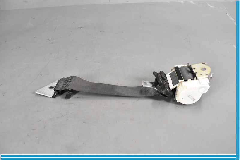 Load image into Gallery viewer, 09-12 Jaguar XF Rear Center Middle Seat Belt Retractor 8X23F611B69BC Oem

