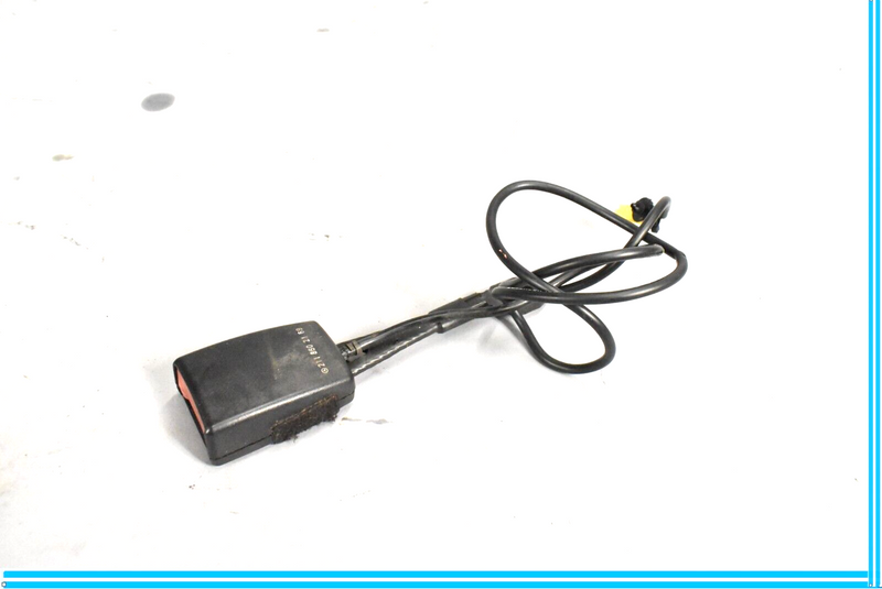 Load image into Gallery viewer, 03-11 Mercedes CLS550 CLS55 AMG E550 W219 Front Left Seat Belt Buckle Oem
