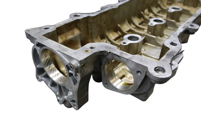 Load image into Gallery viewer, 14–17 Maserati Ghibli Right Side Cylinder Head Rocker Valve Cover 298701 Oem
