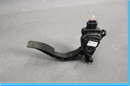 11-17 Audi A8 Quattro Front Gas Accelerator Throttle Pedal Oem
