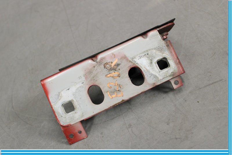 Load image into Gallery viewer, 10-13 Land Rover Range Rover Sport Front Right Side Chassis Bracket Oem
