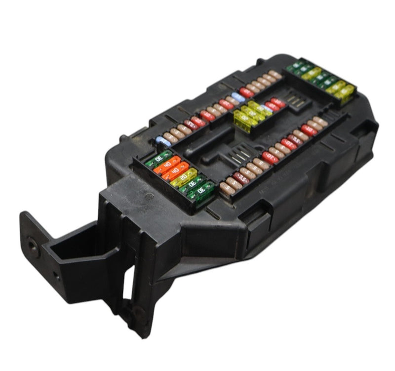 Load image into Gallery viewer, 14-18 BMW X5 Front Main Power Distribution Fuse Relay Box 931656801 Oem
